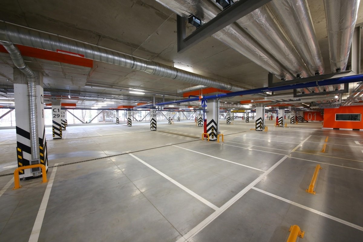 Sheremetyevo Terminal C1 – Parking &amp; Camera System
